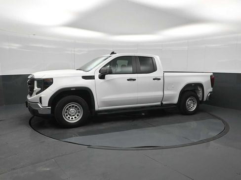 Used 2024 GMC Sierra 1500 Pro w/ Pro Value Package AWD/4WD image 4