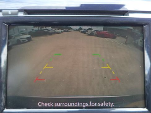 Used 2020 Nissan Murano SV FWD image 17