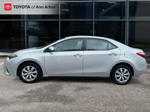 Used 2015 Toyota Corolla LE FWD image 9