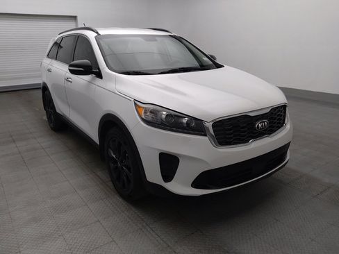 Used 2020 Kia Sorento S FWD image 13
