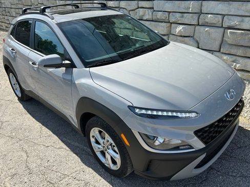 Used 2023 Hyundai Kona SEL w/ Convenience Package AWD/4WD image 7
