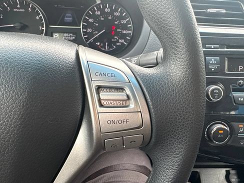 Used 2013 Nissan Altima 2.5 S FWD image 15