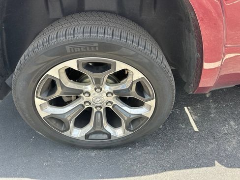Used 2020 RAM 1500 Limited AWD/4WD image 7
