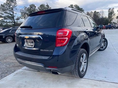 Used 2016 Chevrolet Equinox LTZ w/ Enhanced Convenience Package AWD/4WD image 7