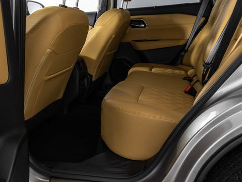 Used 2023 Nissan Rogue Platinum w/ Platinum Premium Package FWD image 38