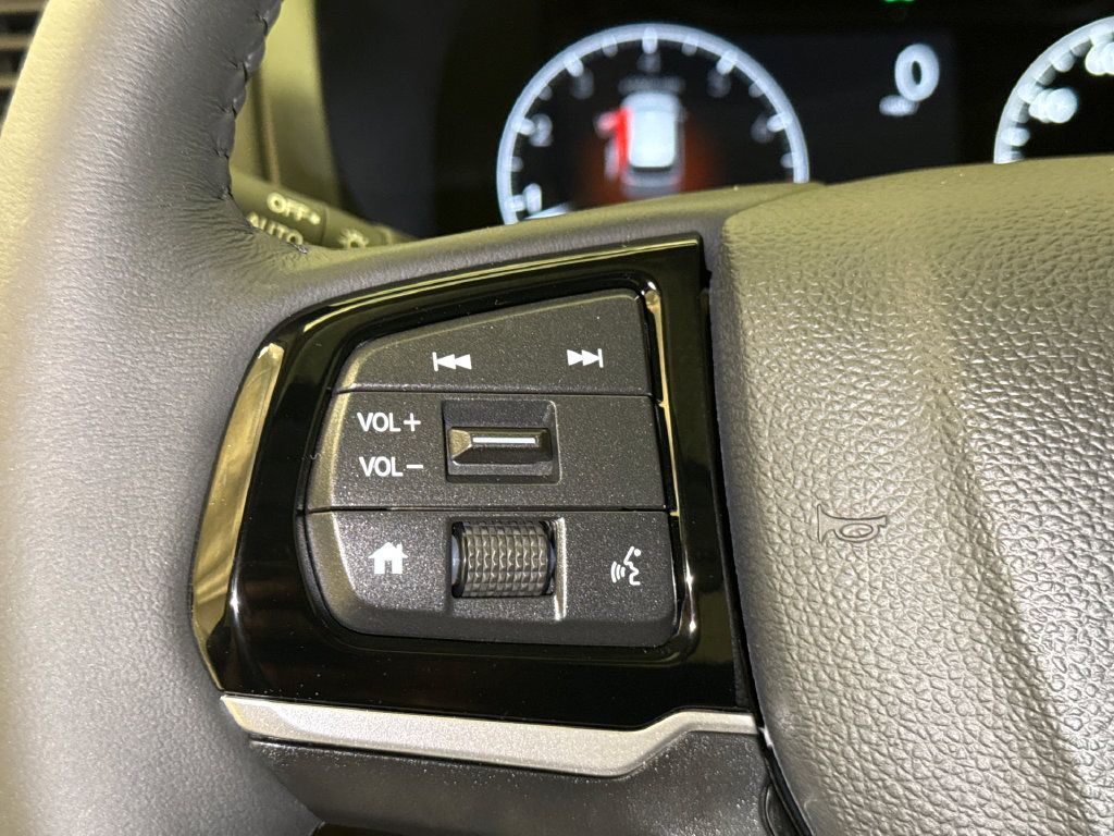 Used 2026 Honda Odyssey Elite image 34