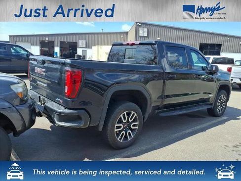 Used 2025 GMC Sierra 1500 AT4 w/ AT4 Premium Package image 3