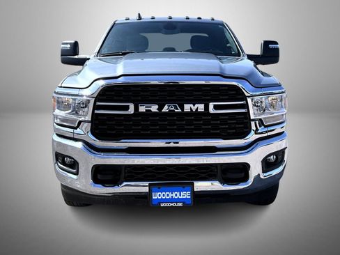 Used 2024 RAM 3500 Big Horn image 2