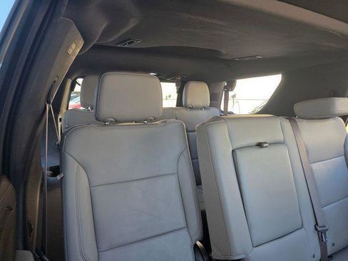 Used 2023 Chevrolet Tahoe Z71 w/ Z71 Off-Road Package AWD/4WD image 56