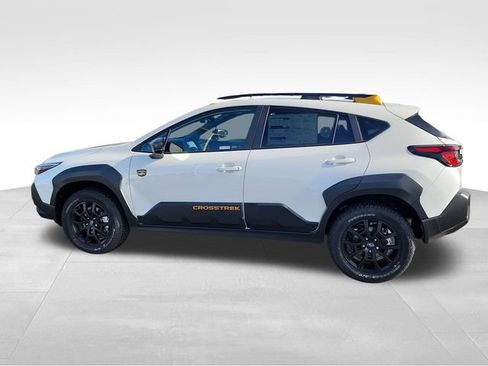 Used 2026 Subaru Crosstrek 2.5i Wilderness w/ Crosstrek Mirror Package AWD/4WD image 8