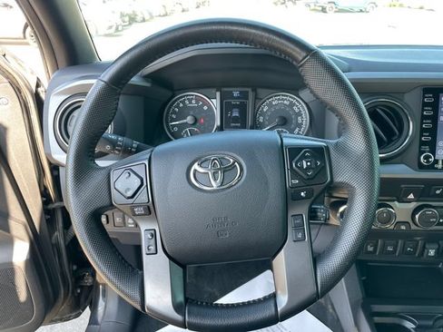 Used 2023 Toyota Tacoma TRD Off-Road AWD/4WD image 26