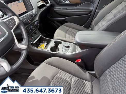 Used 2021 GMC Terrain SLE w/ Driver Convenience Package AWD/4WD image 23