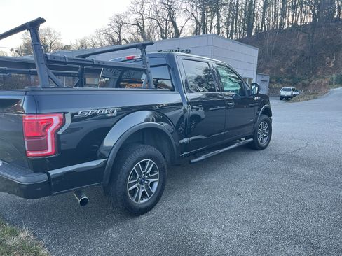 Used 2017 Ford F150 Lariat image 4