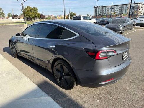 Used 2020 Tesla Model 3 Long Range AWD/4WD image 5