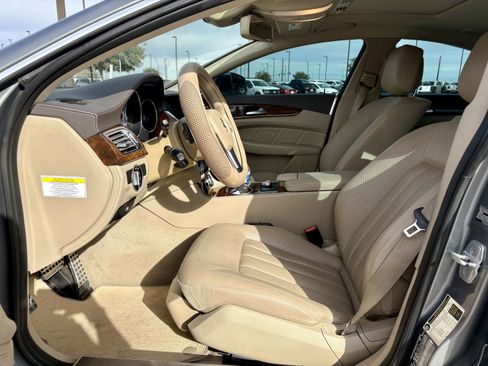 Used 2012 Mercedes-Benz CLS 550 image 15