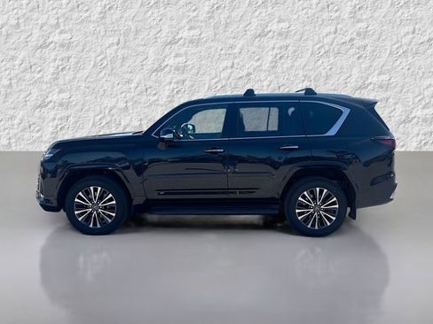 New 2026 Lexus LX 600 4WD w/ Premium Package image 6