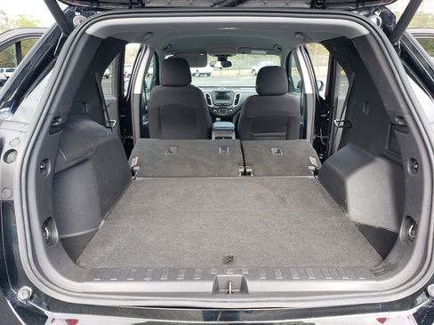 Used 2022 Chevrolet Equinox LT w/ Driver Convenience Package FWD image 12