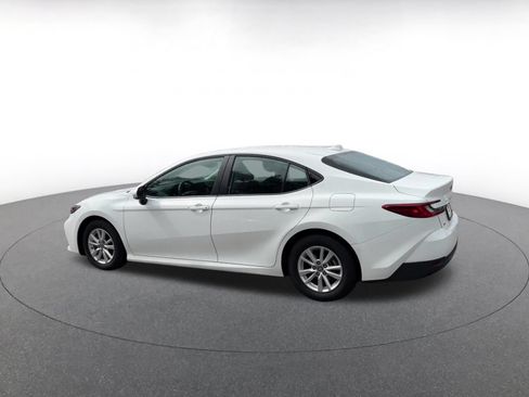 Used 2026 Toyota Camry LE FWD image 9