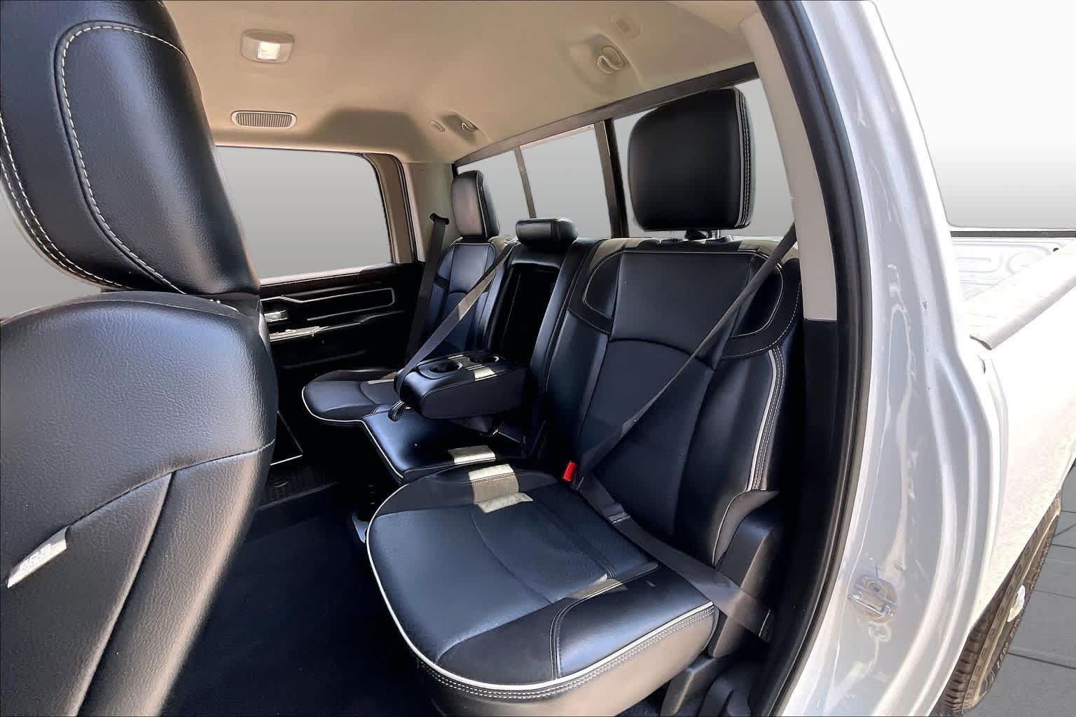 Used 2024 RAM 2500 Laramie w/ Safety Group AWD/4WD image 18