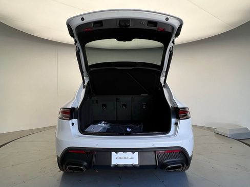 Used 2026 Porsche Macan Turbo image 20
