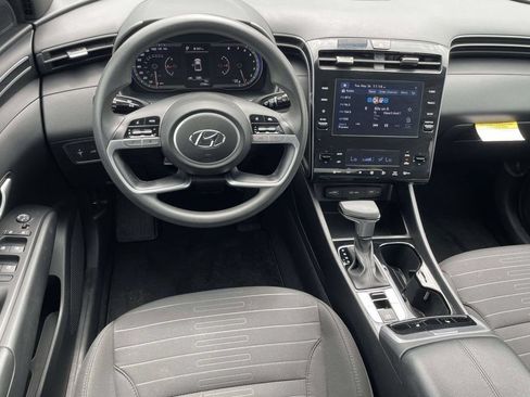 Certified 2024 Hyundai Santa Cruz SEL FWD image 9