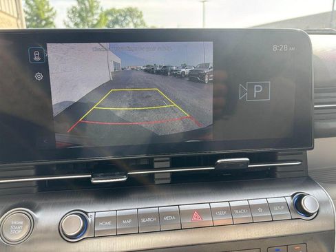 Used 2024 Hyundai Kona SEL AWD/4WD image 24