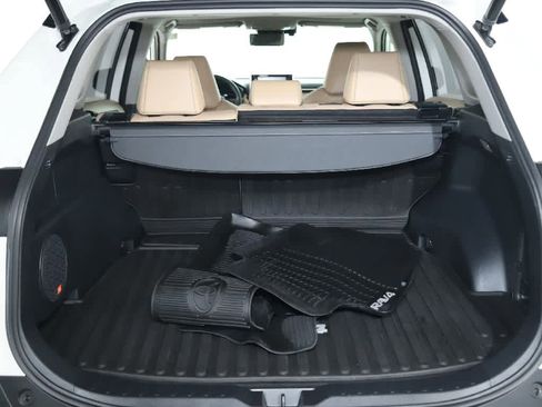 Certified 2019 Toyota RAV4 Limited image 31