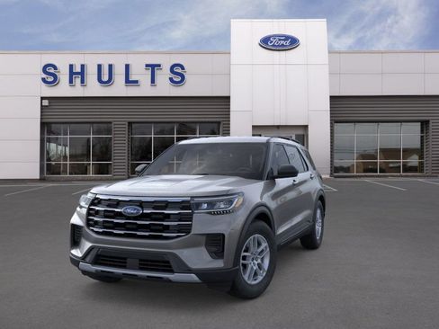 New 2026 Ford Explorer Active image 2