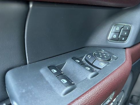 Used 2023 Ford Expedition Limited AWD/4WD image 26