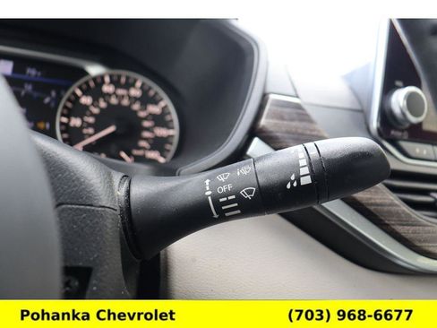 Used 2019 Nissan Altima 2.5 Platinum image 11