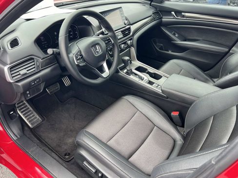 Certified 2019 Honda Accord Sport image 3