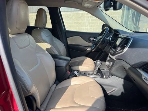 Used 2015 Jeep Cherokee Limited FWD image 10