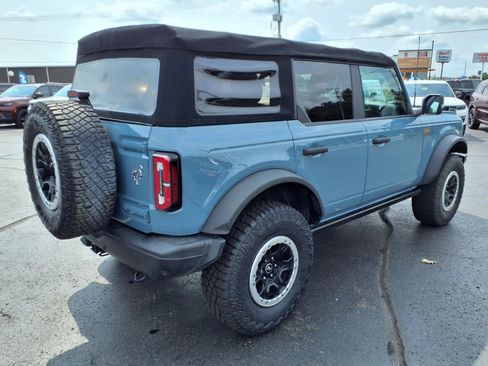 Used 2021 Ford Bronco Badlands image 4