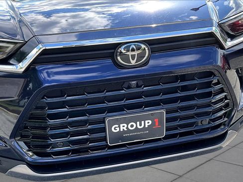 Used 2024 Toyota Grand Highlander AWD image 30