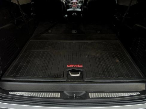 Used 2015 GMC Yukon XL Denali w/ Premium Package image 31