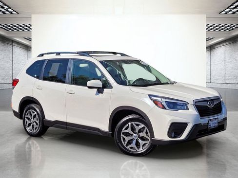 Used 2021 Subaru Forester Premium w/ Popular Package #1 AWD/4WD image 4