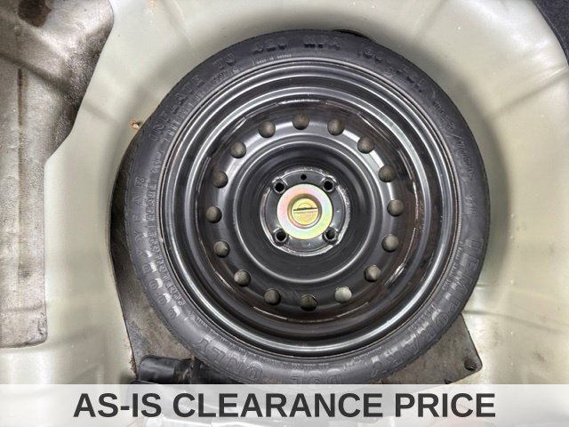 Used 2007 Nissan Versa Hatchback w/ ABS Pkg FWD image 18