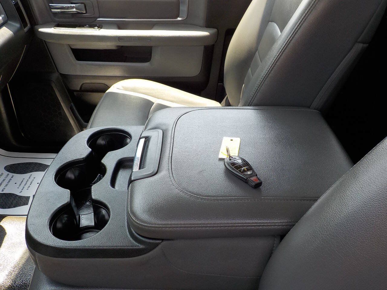 Used 2017 RAM 1500 Tradesman w/ Power & Remote Entry Group RWD image 25