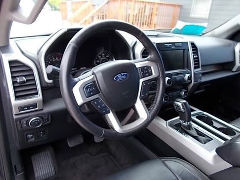 Used 2019 Ford F150 Lariat w/ Equipment Group 502A Luxury image 11