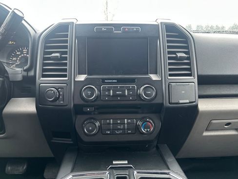 Certified 2018 Ford F150 XL w/ Equipment Group 101A Mid image 27