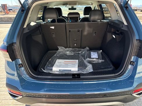 New 2026 Volkswagen Taos SE image 26