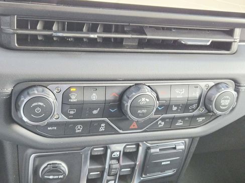 New 2026 Jeep Wrangler Sahara image 28