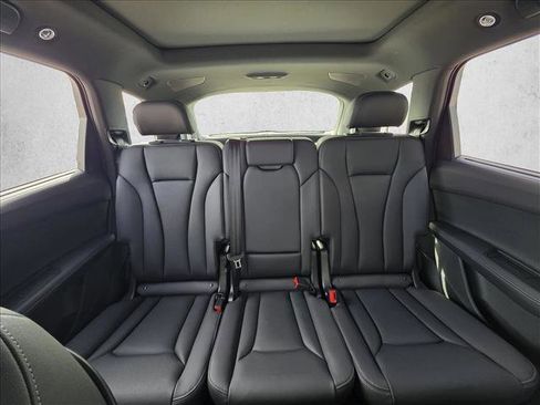 New 2026 Audi Q7 Premium Plus image 18