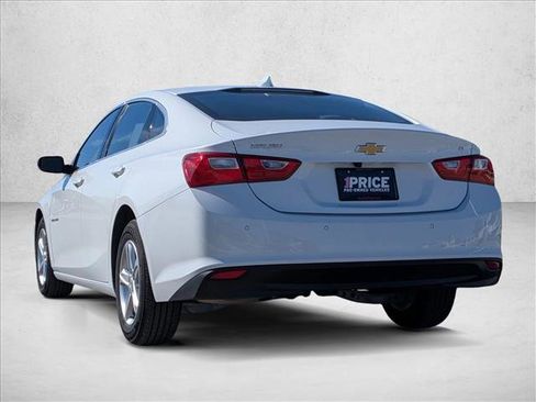 Used 2024 Chevrolet Malibu LT image 8