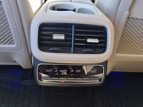 Used 2026 Mercedes-Benz GLS 450 4MATIC image 10