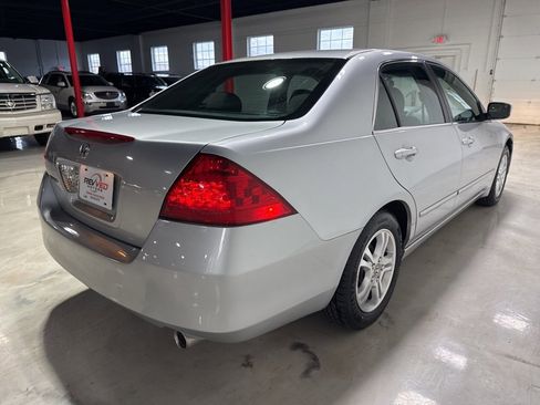 Used 2006 Honda Accord SE image 7