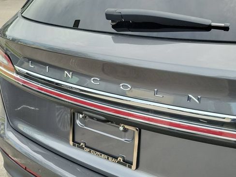 Certified 2023 Lincoln Nautilus AWD w/ Premium Package image 7