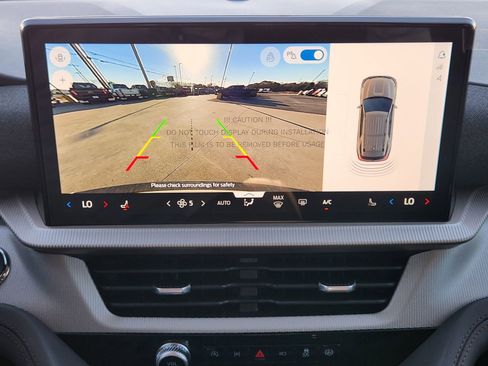 New 2026 Ford Explorer Active image 18