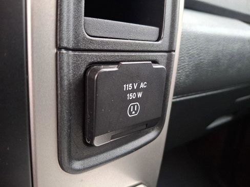 Used 2016 RAM 1500 Big Horn image 21