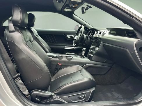 Used 2018 Ford Mustang GT Premium image 23